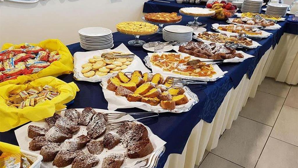 Hotel Baltic Misano Adriatico Εξωτερικό φωτογραφία