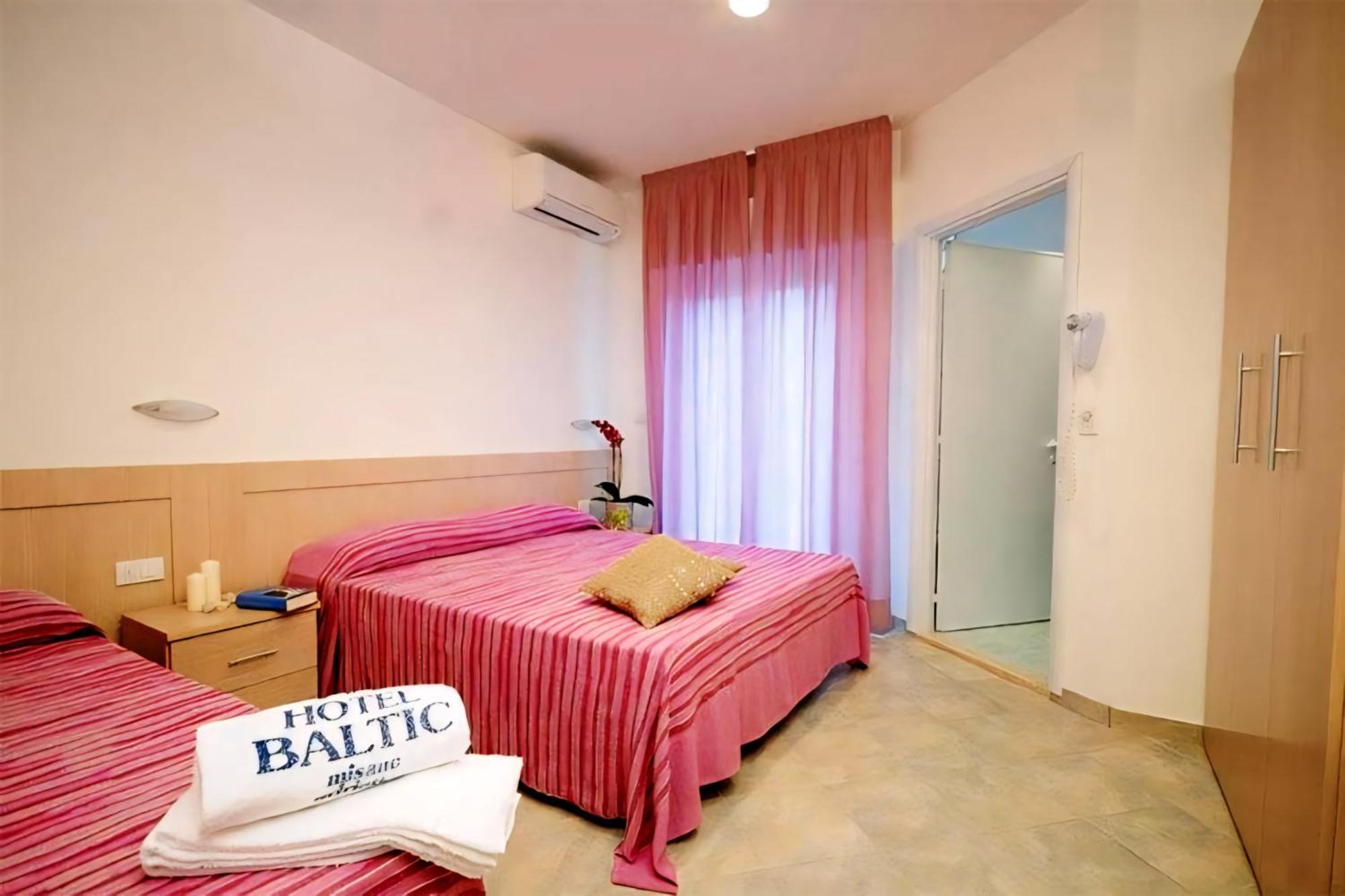 Hotel Baltic Misano Adriatico Εξωτερικό φωτογραφία