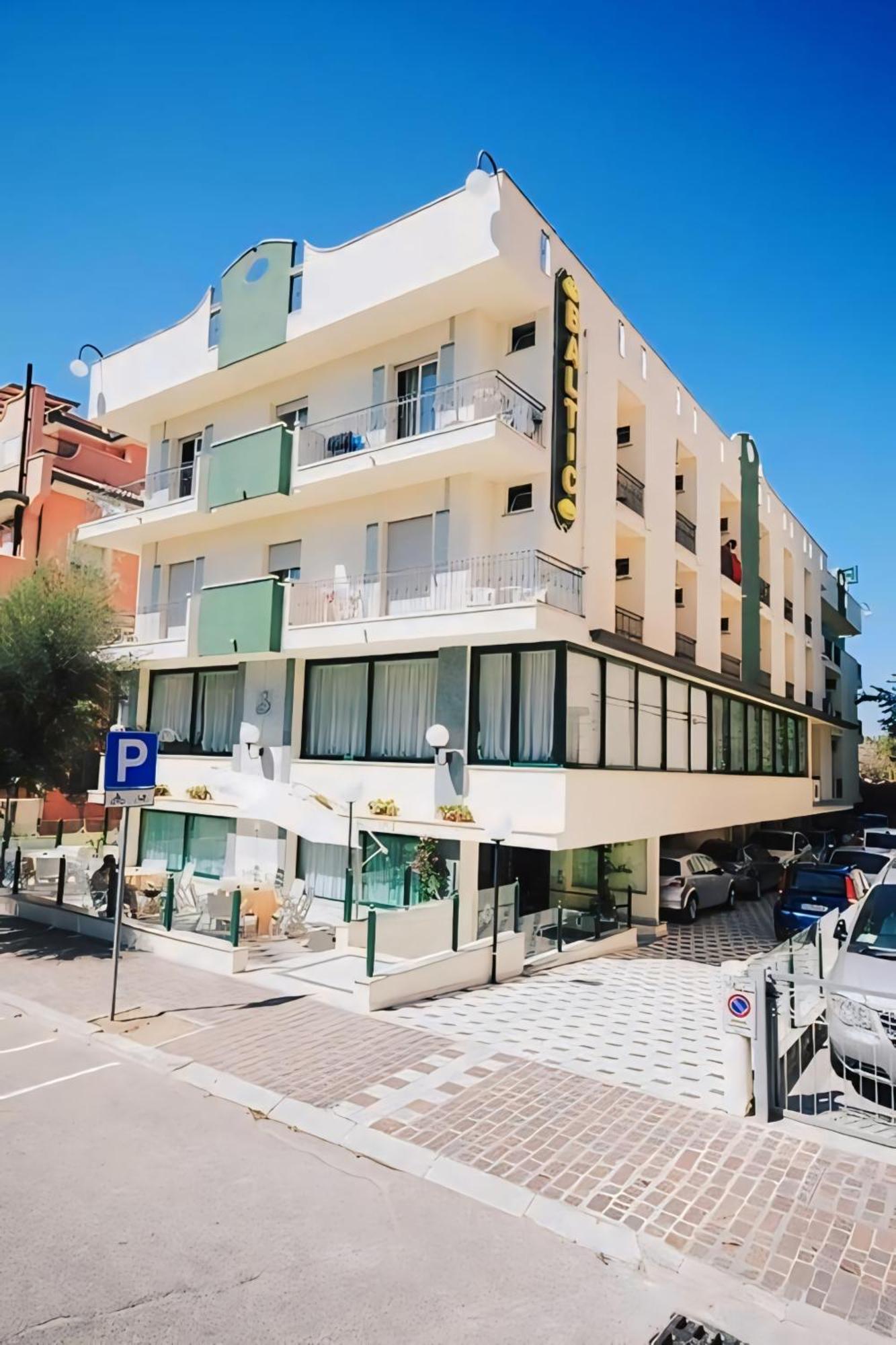 Hotel Baltic Misano Adriatico Εξωτερικό φωτογραφία