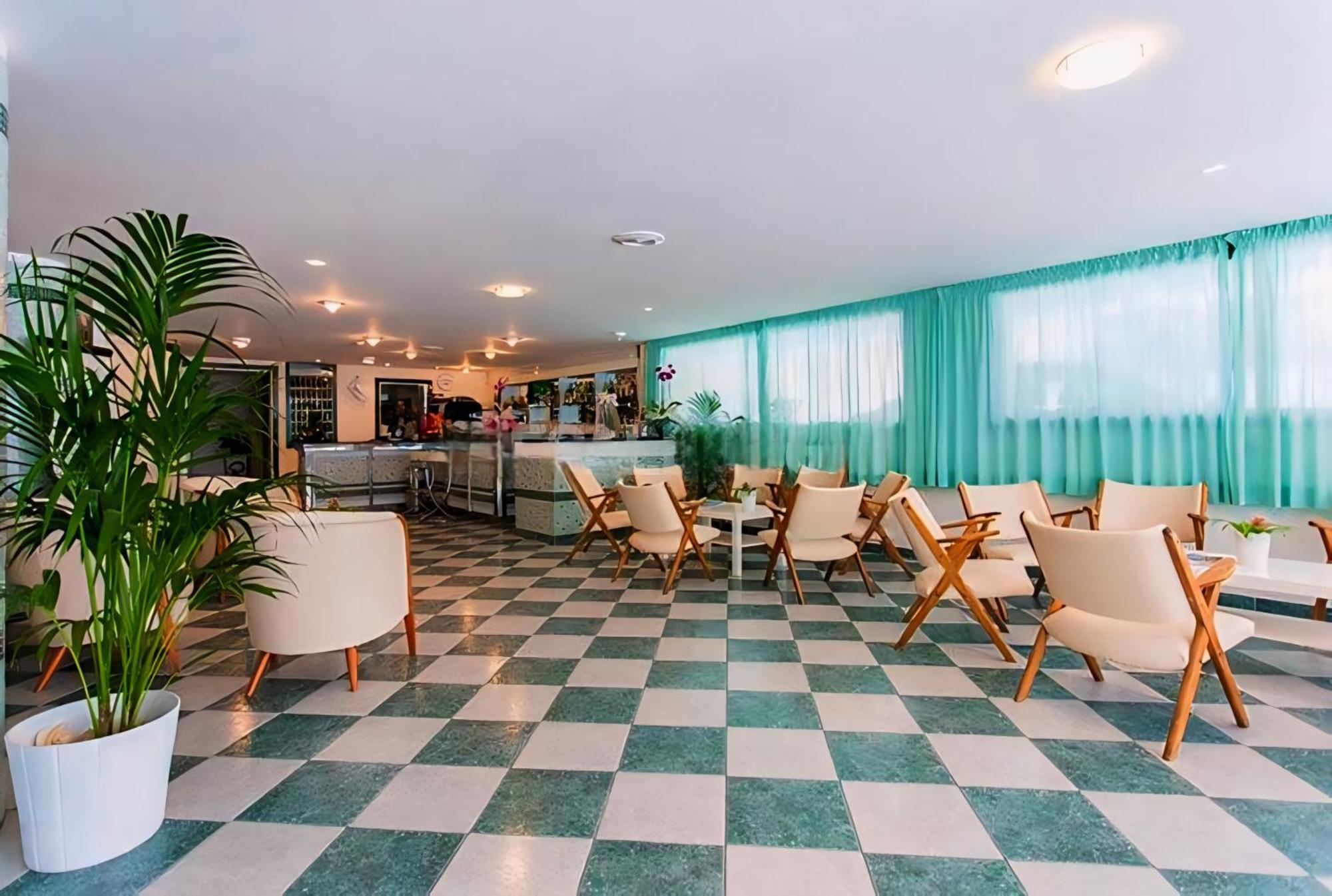 Hotel Baltic Misano Adriatico Εξωτερικό φωτογραφία