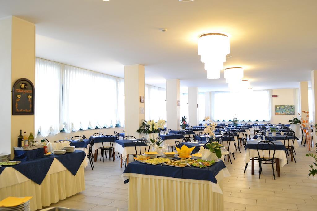 Hotel Baltic Misano Adriatico Εξωτερικό φωτογραφία