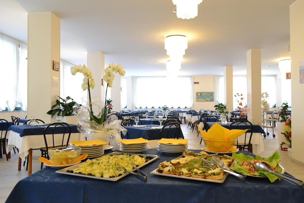 Hotel Baltic Misano Adriatico Εξωτερικό φωτογραφία